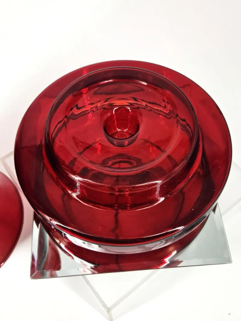 Fenton VTG 1980s Holiday Designs Ruby Red Glass 2 Piece Hurricane Candle Holder